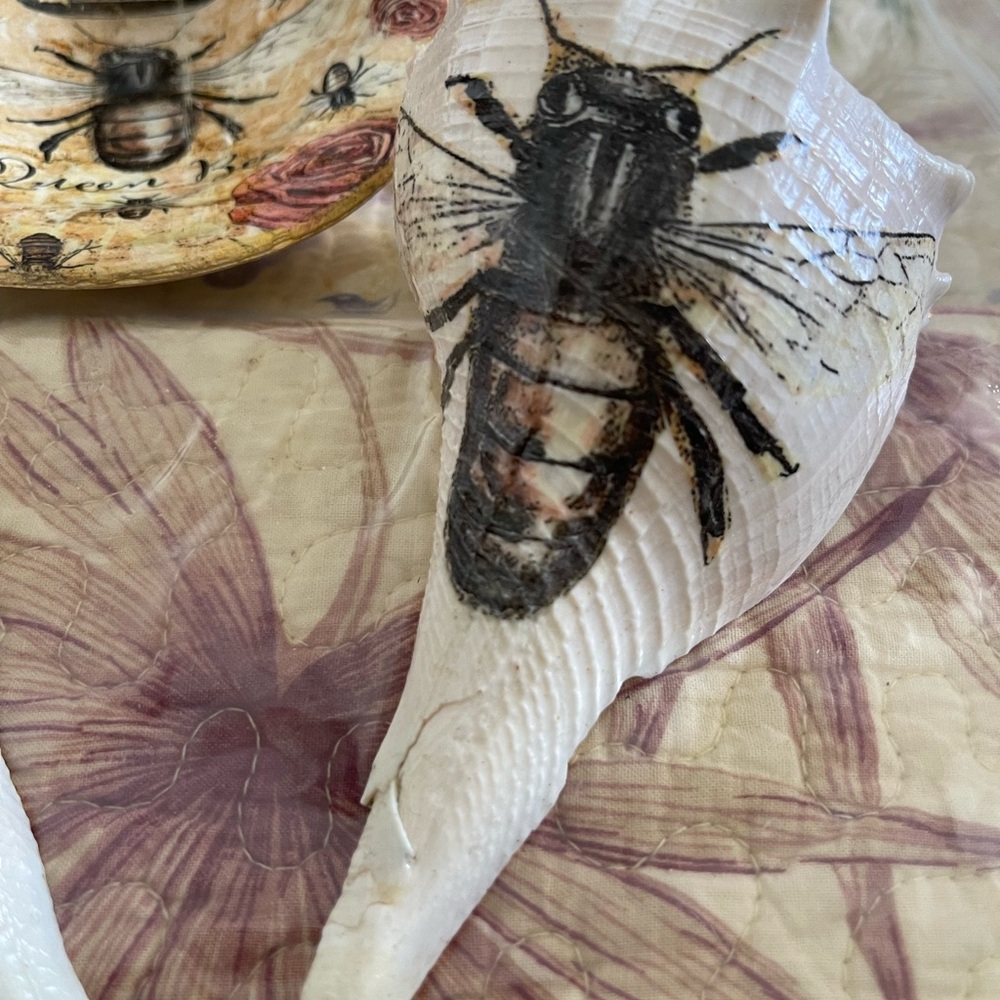 Bees theme shell trinkets - Picture 2 of 4